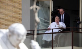 Papa Francisc a fost externat și a apărut pentru prima dată în public după cinci săptămâni
