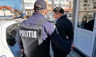 Cum s-a aflat despre profesorul de biologie din Cluj care pipăia la ore eleve de gimnaziu / Directorul liceului şi IŞJ Cluj, despre profesorul arestat