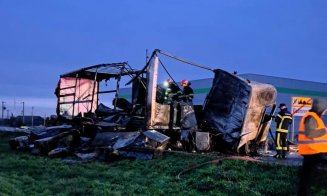 Doi șoferi de TIR au murit în urma unui accident grav