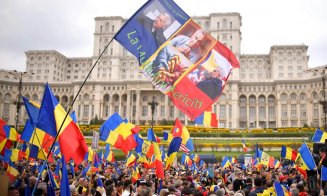 Românii vrăjiţi de Georgescu, la mitingul neautorizat: "Am venit să îl venerăm"