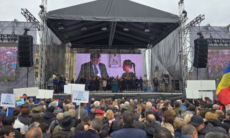 Cluj: Miting uriaș pentru susținerea lui Crin Antonescu. Participă 20.000 de persoane din toată Transilvania / Antonescu: „Vreau să fiu un președinte model”