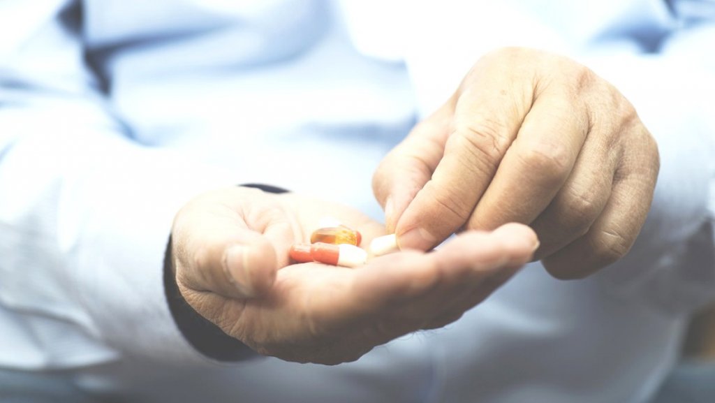 Unul dintre cele mai comune medicamente pentru calmarea durerii poate induce un comportament riscant - studiu