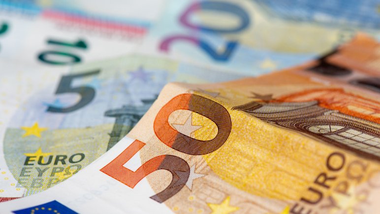 Se schimbă bancnotele euro! Cât timp vor mai fi valabile actualele variante