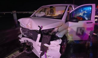 ACCIDENT pe A3 între un o autoutilitară și un autoturism / 2 victime transportate la spital