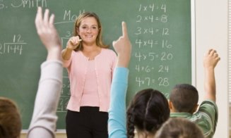 Profesorii vor fi evaluaţi anual de pe o platformă online, cu analize ale performanţei elevilor, plus feedback de la colegi şi conducerea şcolii