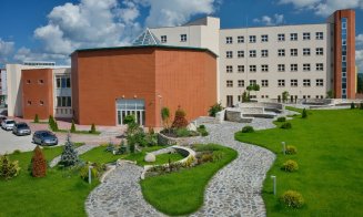 Proiect "verde" la UMF Cluj: 10 sisteme de panouri fotovoltaice pe cămine, clădiri ale facultăților, clinici și centre educaționale