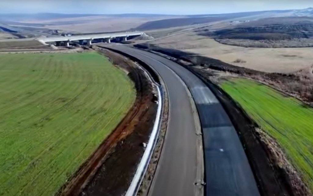 Bilanț la început primăvară pe autostrăzi. UMB, în topul constructorilor/ Cum merge treaba pe DEx4 Turda-Tureni