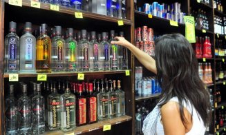 Semnal de alarmă tras de psihologi: Alcoolul a deveit refugiul tot mai multor adolescenți nefericiți din România