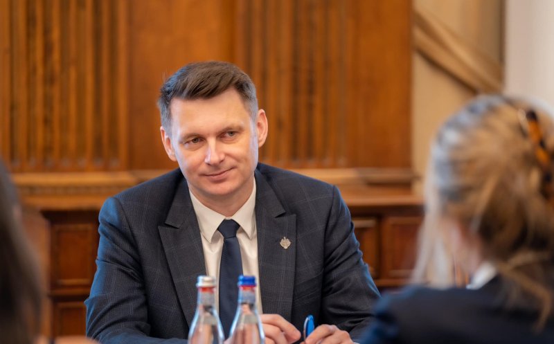 Clujeanul din fruntea Senatului, mesaj de Ziua NATO. Mircea Abrudean: „România a dovedit consecvenţă şi angajament și va rămâne un membru activ”