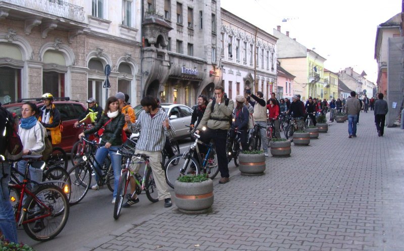 Clujenii cu o bicicletă în stare bună sunt așteptați la un nou marș al bicicliștilor. Vezi traseul