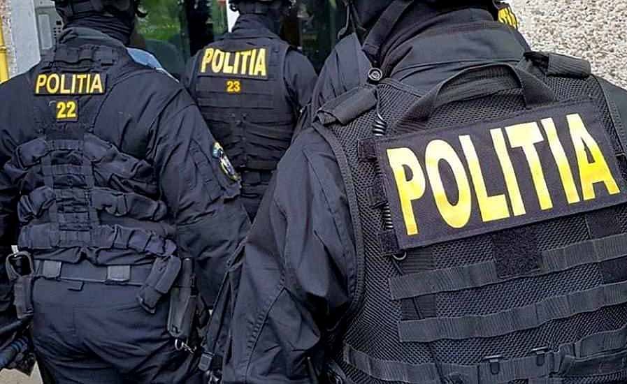 Percheziții cu jandarmii şi mandate de aducere. Un reprezentant al unei autorități publice dintr-o comună clujeană, vizat în dosarul penal