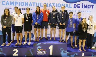 5 medalii câştigate de înotătorii de la CS Universitatea Cluj la Naţionale / David Popovici, titlul naţional la 50 m liber, cu nou record