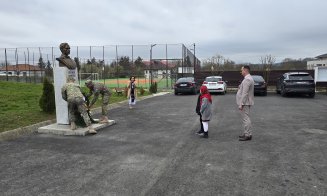 Simpozion Internațional cu invitați de seamă, la Jucu. Oficialii au depus coroane la statuia lui George Barițiu