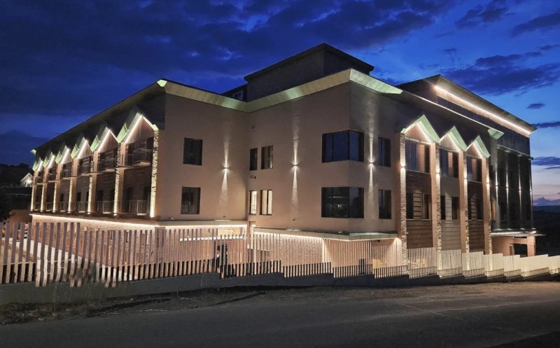 Se deschide un nou hotel de cinci stele la Cluj. Va avea trei restaurante, saune, piscine și un centru ecvestru