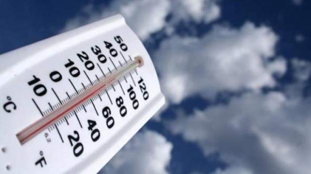 Cum va fi vremea în weekend: de la cod galben de ninsoare și gheață la soare și temperaturi de 18°C