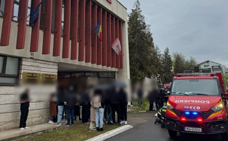 Pericol de intoxicație la UTCN: Un bărbat a fost preluat de SMURD, iar 150 de persoane s-au autoevacuat