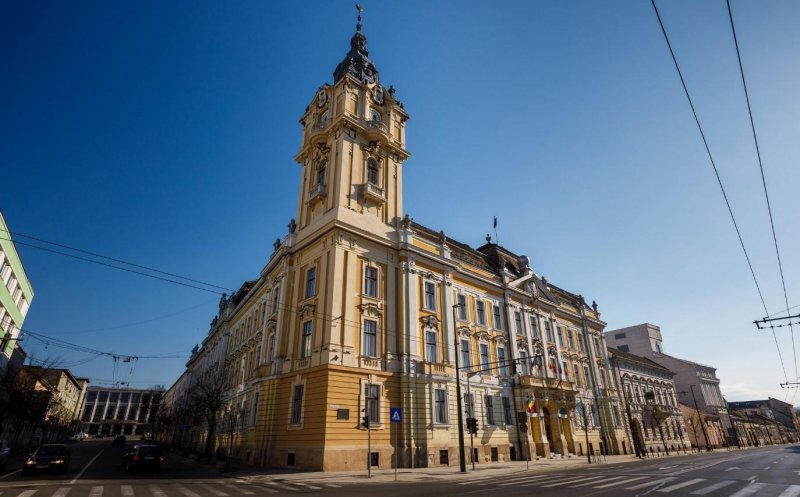Programul Primăriei Cluj-Napoca în perioada sărbătorilor. Un singur departament va fi deschis