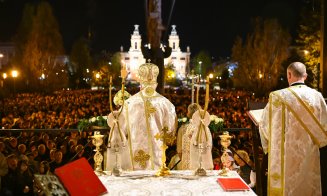 Mii de credincioși au participat la slujba de Înviere de la Catedrala Mitropolitană din Cluj-Napoca