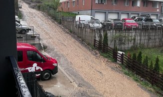 Străzi și curți inundate în Florești după furtuna de aseară / ”Anul asta pot trece de la barca cu vâsle, la barcă cu motor. Poate la anu' îmi iau yaht