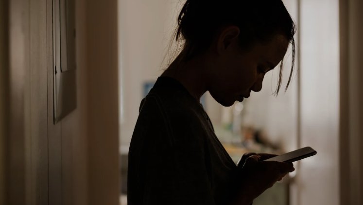 Ce este SkinnyTok, noua provocare de pe TikTok prin care copiii și adolescenții îşi riscă viaţa
