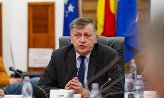 Crin Antonescu, apel la români să nu cadă în capcana confuziei: „România e în continuare ţinta unui atac hibrid”