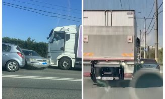 Imagini șocante în Cluj-Napoca: Un TIR a lovit o mașină care circula regulamentar și o împinge până pe trotuar