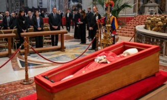 Funeraliile Papei Francisc au loc sâmbătă, la Vatican. Participă lideri din întreaga lume