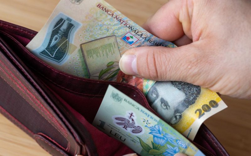 Mai bine fără UE? Salariile din România erau de 312 euro la momentul aderării, în 2007
