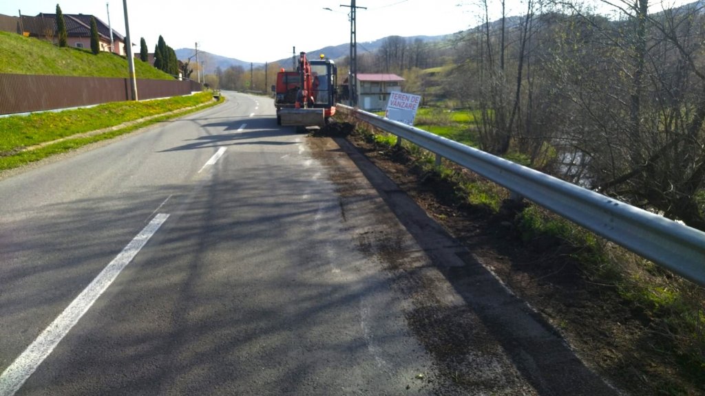 Un nou drum județean din Cluj a intrat în reparații. Tișe: „Vremea este mai mult decât favorabilă, motiv pentru care desfășurăm lucrări pe mai multe drumuri”