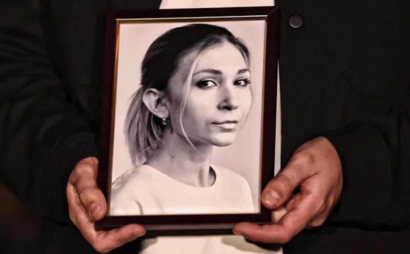 Cadavrul unei jurnaliste ucrainene de 27 de ani, returnat de Rusia fără o parte din organele interne și cu numeroase urme de tortură