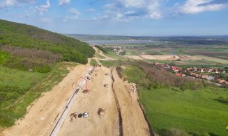 Când s-ar putea circula pe tronsonul "muzeu" Suplacu de Barcău – Chiribiș: "Se văd progrese bune în teren"