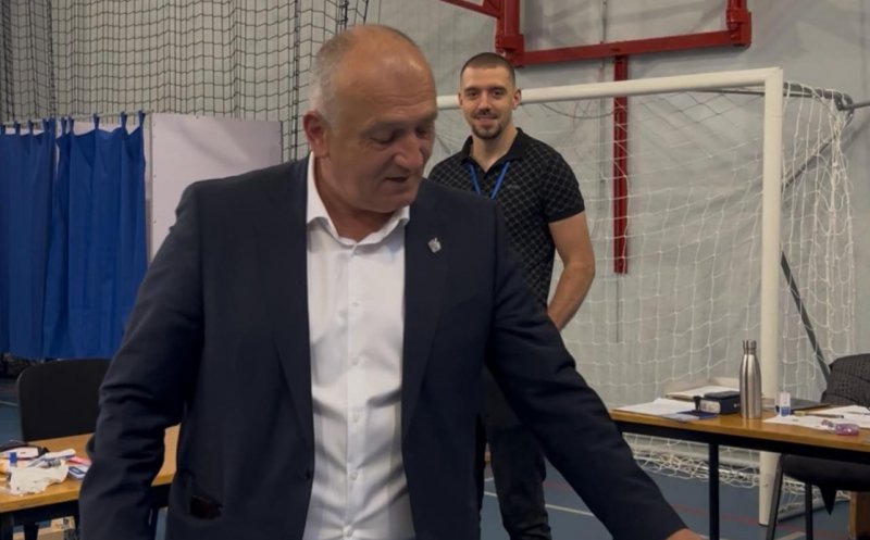 Senatorul Cristian Șipoș a votat pentru „o Românie demnă”. „Așteptăm ca românii să își aleagă președintele neinfluențați"