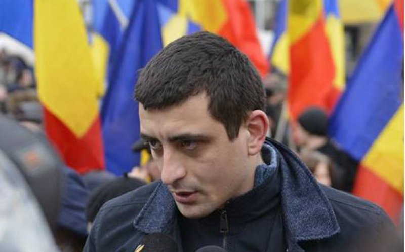 PORTRET DE CANDIDAT: Cine este George Simion, candidatul care a câștigat clar primul tur al alegerilor prezidențiale din România