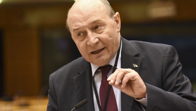 Băsescu: "Ar fi groaznic pentru România să avem un şef de galerie care ajunge preşedinte fără să fi practicat nicio meserie"