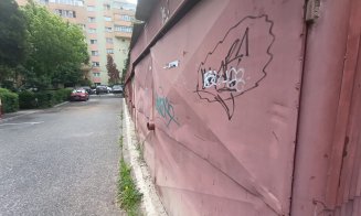 Garaje cu panouri solare în Mănăştur! O redută a garajelor de cartier rezistă, deşi multe altele din acelaşi calup au fost demolate de câţiva ani