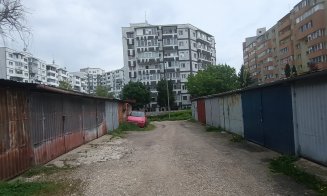 Garaje cu panouri solare în Mănăştur! O redută a garajelor de cartier rezistă, deşi multe altele din acelaşi calup au fost demolate de câţiva ani