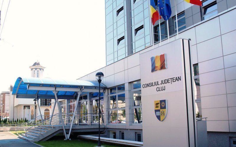 Cât de bine merge digitalizarea la CJ Cluj. Aproape 1.000 de cereri pentru acordarea finanțărilor nerambursabile, toate depuse online