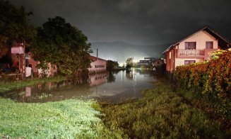 Dezastru în Floreşti după furtuna de noaptea trecută / Zeci de intervenţii pentru evacuarea apei / Solicitări în dinamică
