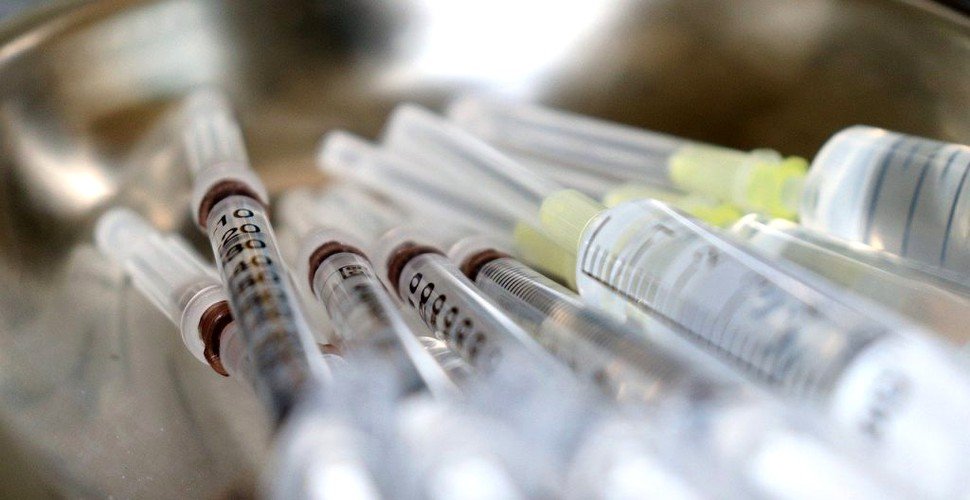 Medic ATI, despre valul antivaccinist: "Cine refuză vaccinul HPV la noi în ţară n-a văzut niciodată cum se moare de cancer de col uterin"