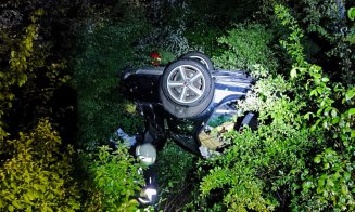 ACCIDENT în Floreşti: Trei tineri s-au răsturnat cu maşina noaptea trecută