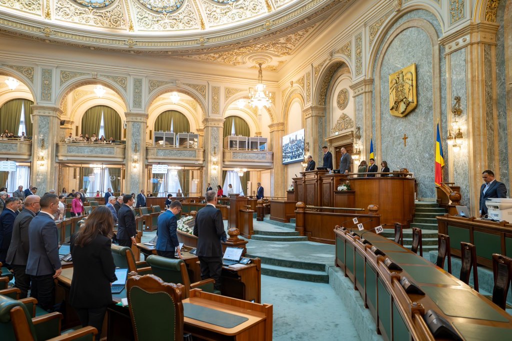 Moment de reculegere în Senat. Abrudean: „Să nu uităm niciodată prețul libertății. Să avem grijă de ea!”