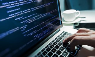 CNAS angajează IT-iști. Ce salarii se oferă și care sunt cerințele