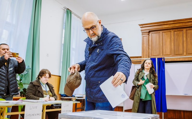 Kelemen Hunor a votat la Cluj-Napoca: „Să nu lăsați să decidă alții în locul vostru”