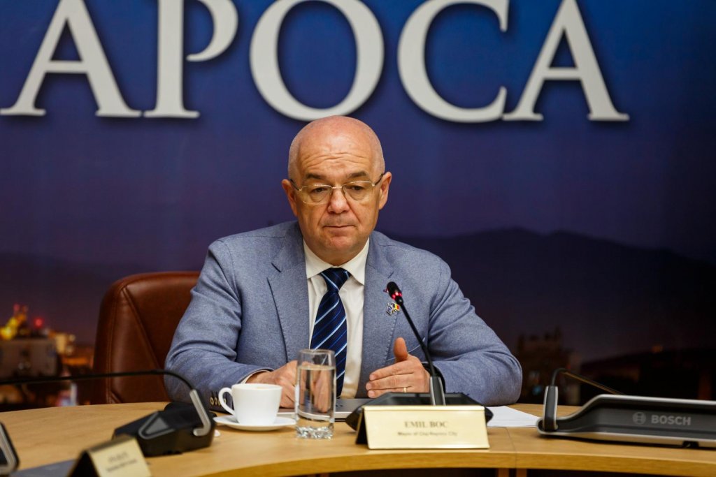 Emil Boc propune o soluție după decizia CCR de secretizare a declarațiilor de avere: „Nu mai tot povestiți cu schimbări de legi”