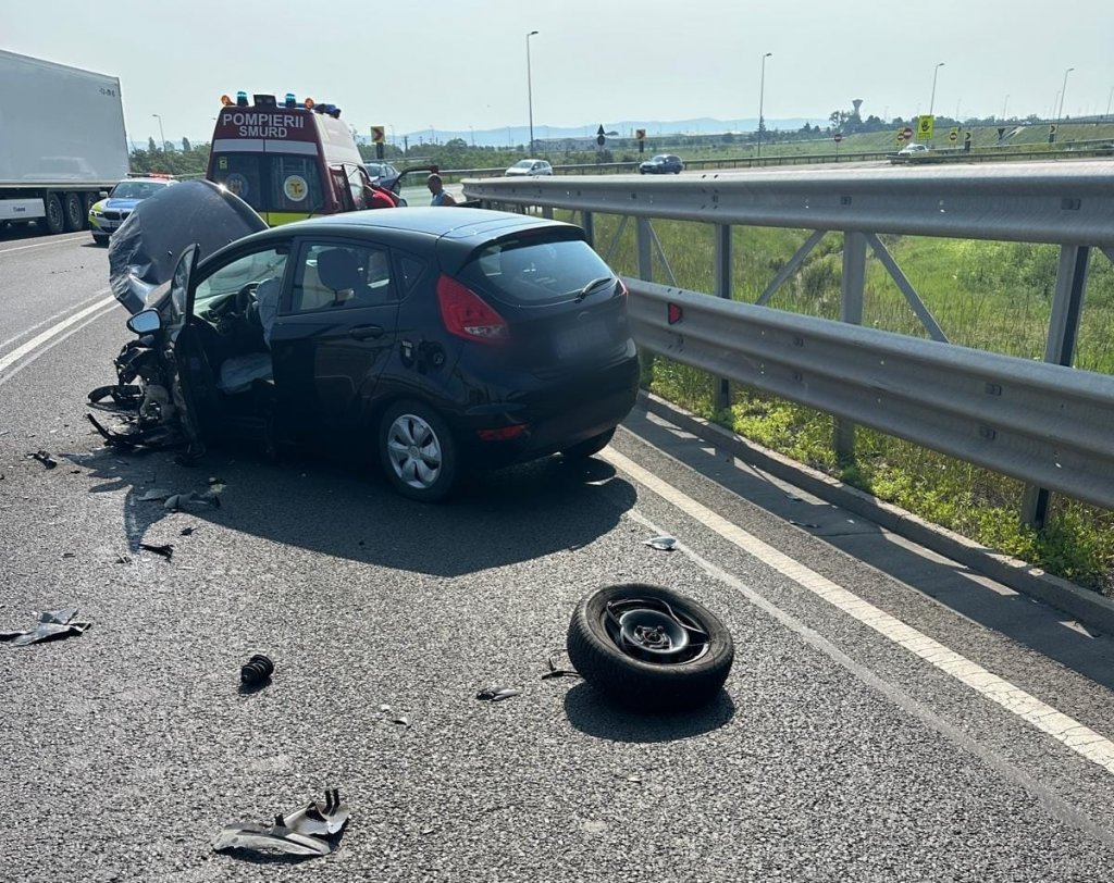 Cum s-a produs accidentul cu trei mașini de pe nodul rutier A3 de la Turda, în urma căruia două persoane au ajuns la spital