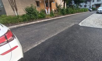 Asfaltul NOU-NOUŢ din Mănăştur, motiv de invidie pentru vecinii care au rămas cu gropile în bătătură / Unde se mai face chetă în cartier la bascule cu