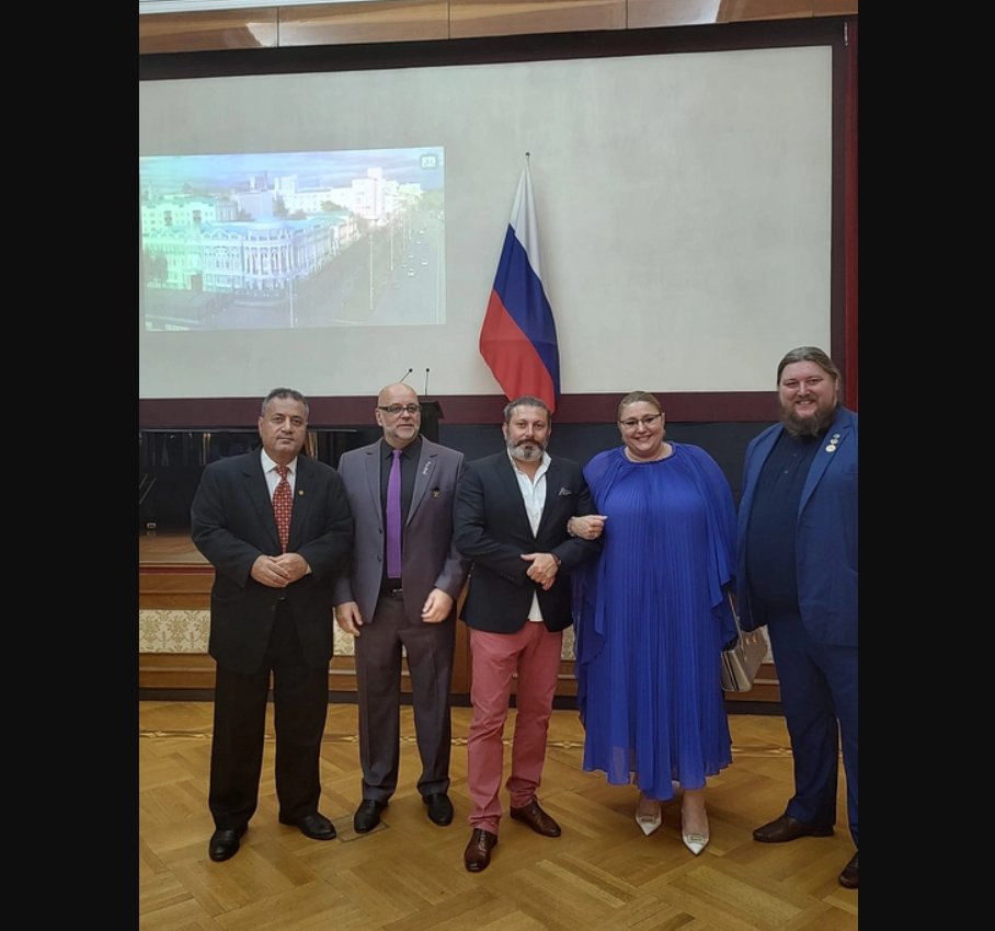 Diana Șoșoacă, din nou la Ambasada Rusiei. Ea spune că Rusia nu va ataca România niciodată
