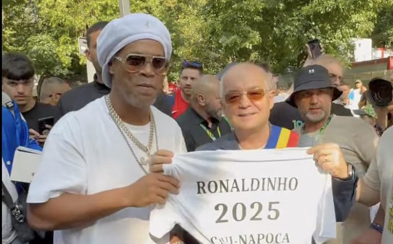Ronaldinho, întâmpinat de Emil Boc la Sports Festival 2025: "Mulți poate doar speram să îl vedem pe stadion, acum îl avem la Cluj"