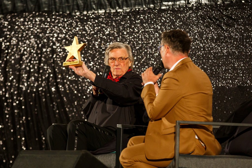 Gala de deschidere TIFF 2025: Florin Piersic, show total în Unirii:„O duc atat de bine încât nu am avut ce face decât să vin aici” / Cine au fost invitații surpriză