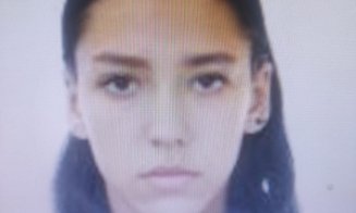 Adolescentă de 15 ani din Cluj-Napoca, dată dispărută. Sunaţi la 112 dacă aţi văzut-o!